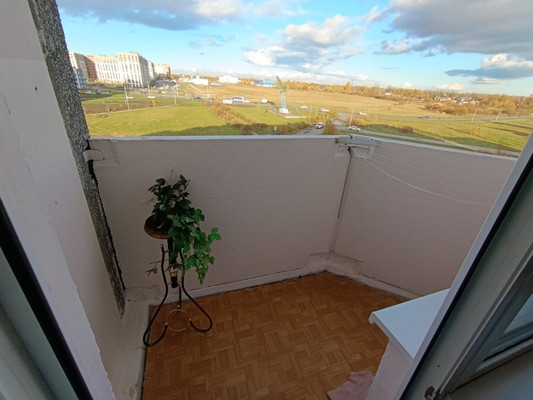 Продам многокомнатную квартиру, Генерала Сандалова ул, 5, Гатчина г