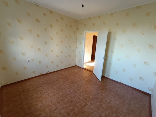 Продам многокомнатную квартиру, Генерала Сандалова ул, 5, Гатчина г