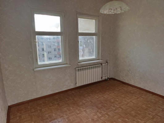 Продам многокомнатную квартиру, Генерала Сандалова ул, 5, Гатчина г