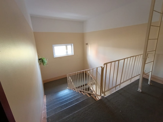 Продам многокомнатную квартиру, Генерала Сандалова ул, 5, Гатчина г