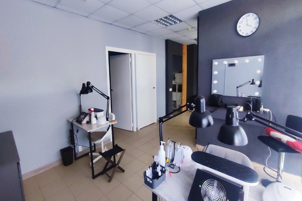 Сдам коммерческое помещение 39 м2, Анатолия Муранова ул, 18, Екатеринбург г