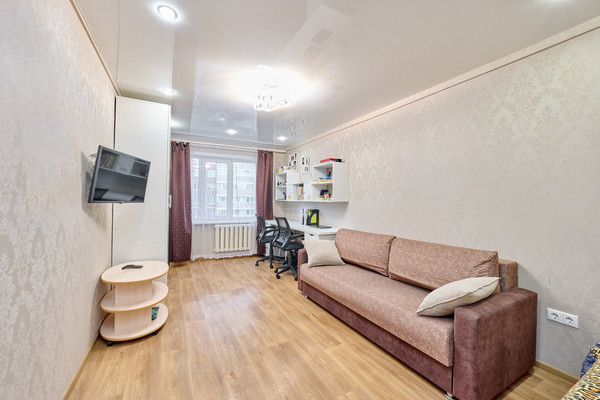 Продам двухкомнатную (2-комн.) квартиру, Вагонная ул, 15, Пермь г