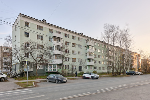 Продам двухкомнатную (2-комн.) квартиру, Вагонная ул, 15, Пермь г