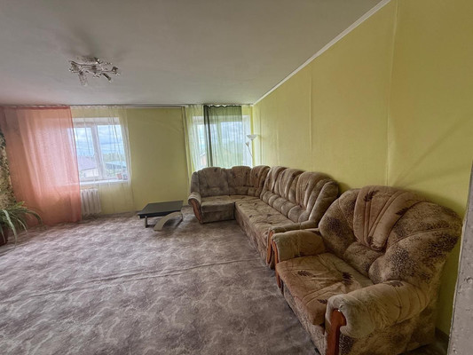 Продам трехкомнатную (3-комн.) квартиру, Центральная ул, 58/1, Алексеевка д