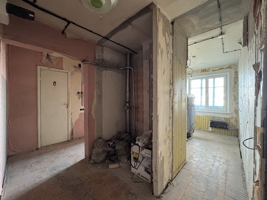 Продам долю в 2-комн. квартире, Московская ул, 209, Екатеринбург г