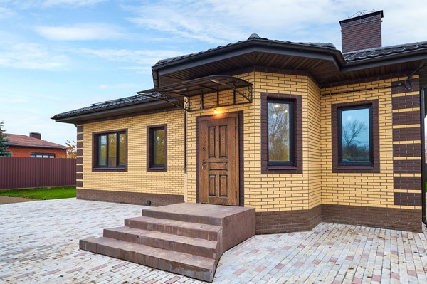 Продам коттедж, Российская ул, 100, Михалёво с, 0 км от города