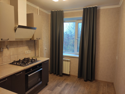 Продам двухкомнатную (2-комн.) квартиру, Первомайская (Климовск мкр.) ул, 1, Подольск г