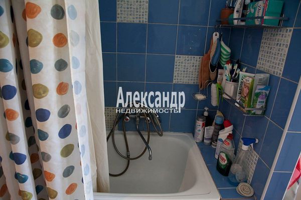 Продам двухкомнатную (2-комн.) квартиру, Московский пр-кт, 66, Санкт-Петербург г