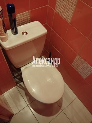 Продам двухкомнатную (2-комн.) квартиру, Московский пр-кт, 66, Санкт-Петербург г