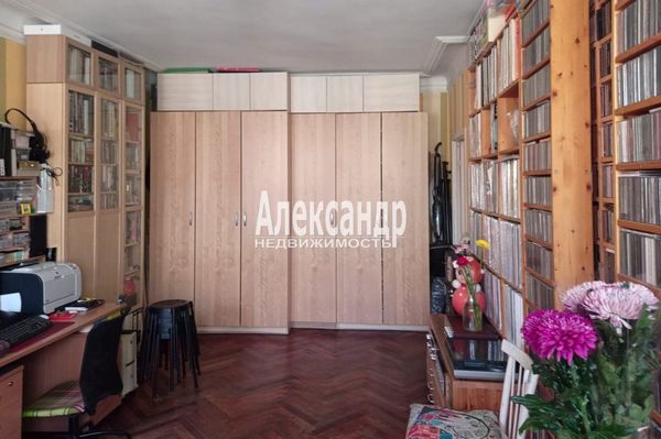 Продам двухкомнатную (2-комн.) квартиру, Московский пр-кт, 66, Санкт-Петербург г