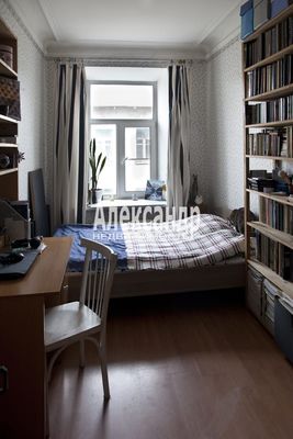 Продам двухкомнатную (2-комн.) квартиру, Московский пр-кт, 66, Санкт-Петербург г