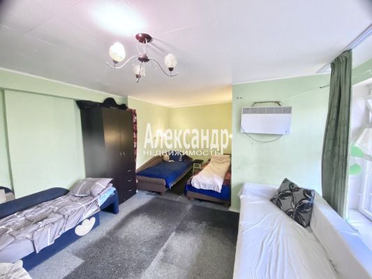 Продам 2-комн. в 9-комн. квартире, Маршала Говорова ул, 8, Санкт-Петербург г