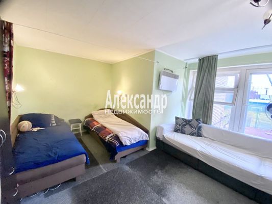 Продам 2-комн. в 9-комн. квартире, Маршала Говорова ул, 8, Санкт-Петербург г