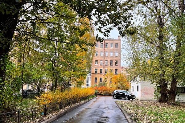 Продам двухкомнатную (2-комн.) квартиру, 16-я В.О. линия, 65, Санкт-Петербург г