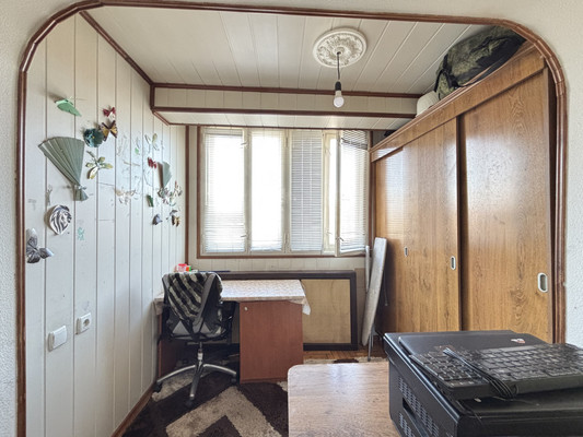 Продам трехкомнатную (3-комн.) квартиру, Захарова ул, 105, Нальчик г