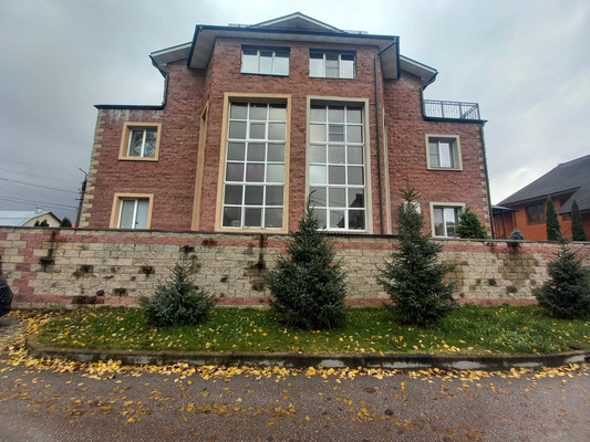 Продам таунхаус, Лесопарковая ул, Рязань г, 0 км от города