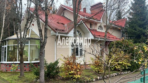 Продам дом, Некрасова пр-кт, 116к1, Всеволожск г, 10 км от города
