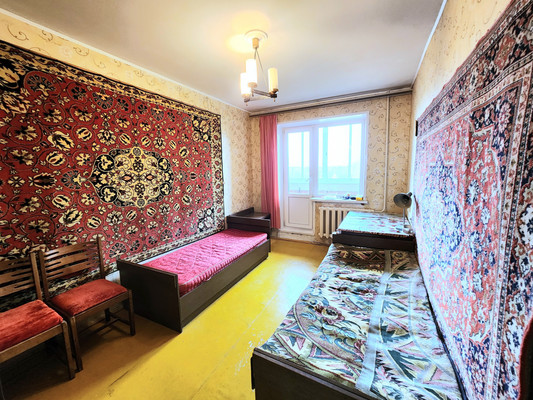 Продам трехкомнатную (3-комн.) квартиру, Зубковой ул, 22, Рязань г