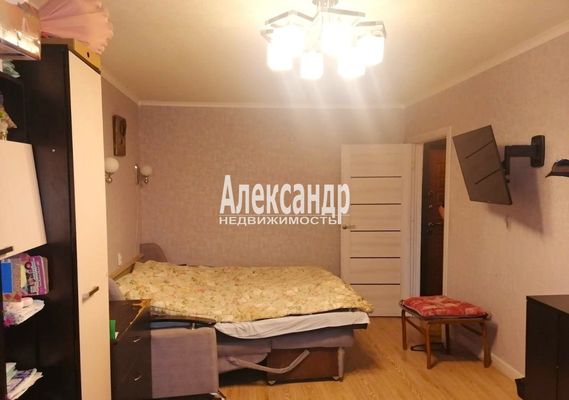 Продам однокомнатную (1-комн.) квартиру, Советская ул, 10, Запорожское п