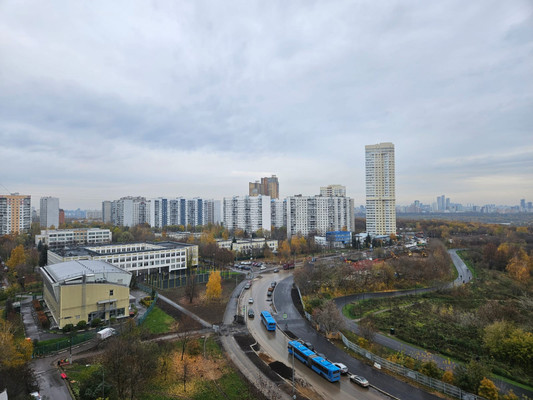 Продам двухкомнатную (2-комн.) квартиру, Крылатские Холмы ул, 21, Москва г
