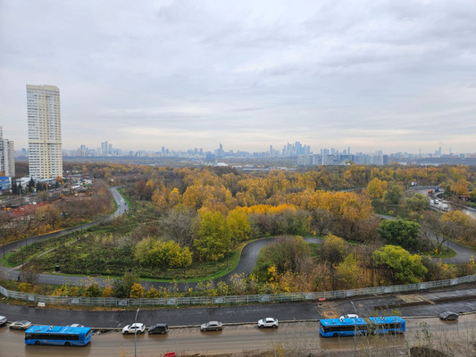 Продам двухкомнатную (2-комн.) квартиру, Крылатские Холмы ул, 21, Москва г