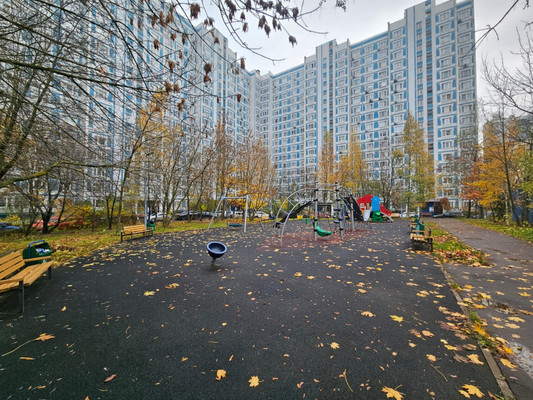 Продам двухкомнатную (2-комн.) квартиру, Крылатские Холмы ул, 21, Москва г