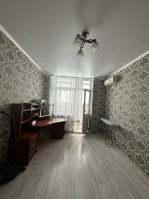 Продам однокомнатную (1-комн.) квартиру, им. Героя Яцкова И.В. ул, 9к3, Краснодар г