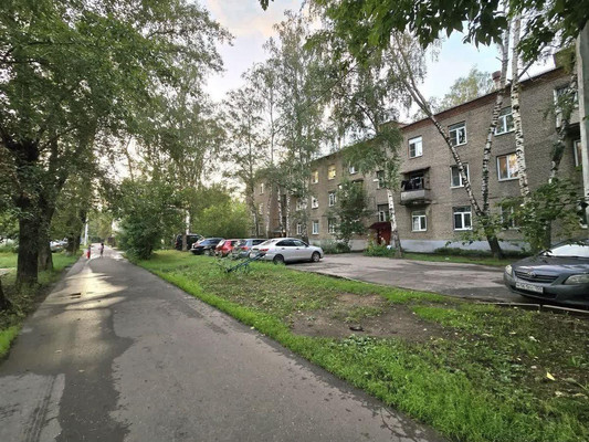 Продам трехкомнатную (3-комн.) квартиру, Михалевича ул, 66к2, Раменское г