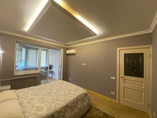 Продам двухкомнатную (2-комн.) квартиру, Красногорский б-р, 10, Красногорск г