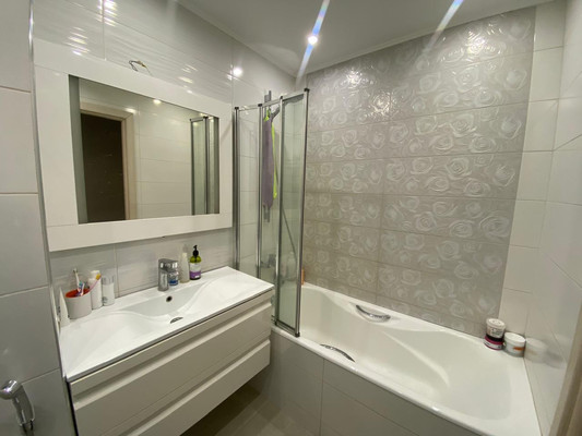 Продам двухкомнатную (2-комн.) квартиру, Красногорский б-р, 10, Красногорск г