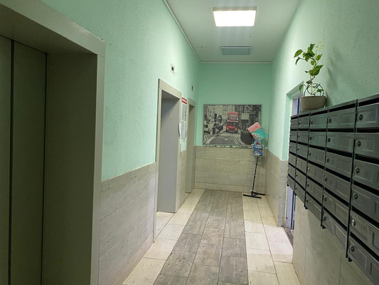 Продам двухкомнатную (2-комн.) квартиру, Красногорский б-р, 10, Красногорск г