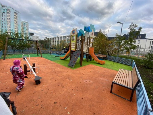 Продам двухкомнатную (2-комн.) квартиру, Красногорский б-р, 10, Красногорск г