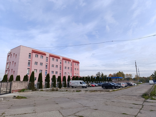 Продам торговое помещение 2 561,9 м2, Большая Окружная ул, 3а, Калининград г