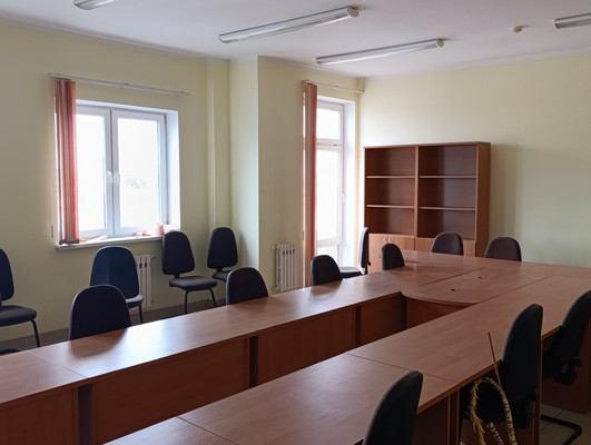 Продам торговое помещение 2 561,9 м2, Большая Окружная ул, 3а, Калининград г