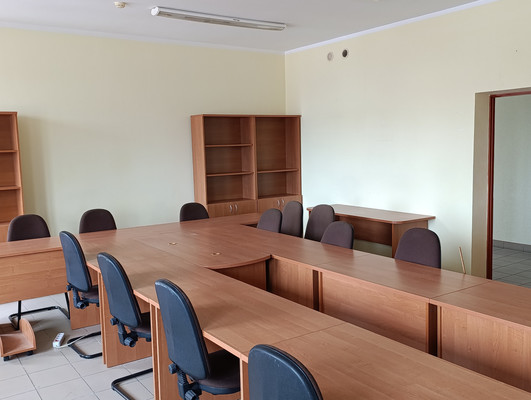 Продам торговое помещение 2 561,9 м2, Большая Окружная ул, 3а, Калининград г