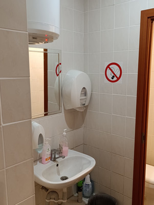 Продам торговое помещение 2 561,9 м2, Большая Окружная ул, 3а, Калининград г