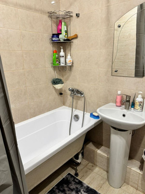 Сдам однокомнатную (1-комн.) квартиру, им. Героя Яцкова И.В. ул, 9к3, Краснодар г