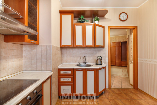 Продам двухкомнатную (2-комн.) квартиру, Энгельса пр-кт, 97, Санкт-Петербург г