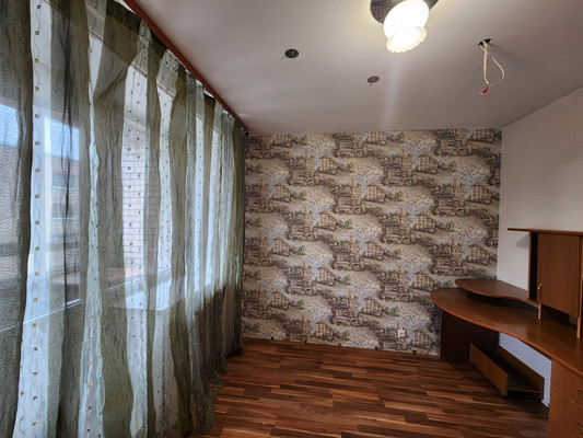 Продам двухкомнатную (2-комн.) квартиру, 12, Русско-Высоцкое с