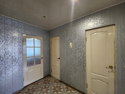 Продам двухкомнатную (2-комн.) квартиру, 12, Русско-Высоцкое с