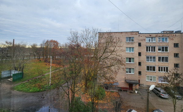 Продам двухкомнатную (2-комн.) квартиру, 12, Русско-Высоцкое с