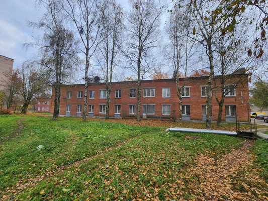 Продам двухкомнатную (2-комн.) квартиру, 12, Русско-Высоцкое с