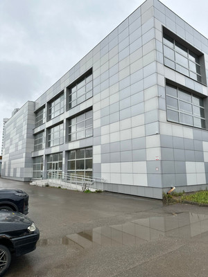 Сдам коммерческое помещение 500 м2, Комиссара Габишева ул, 14, Казань г