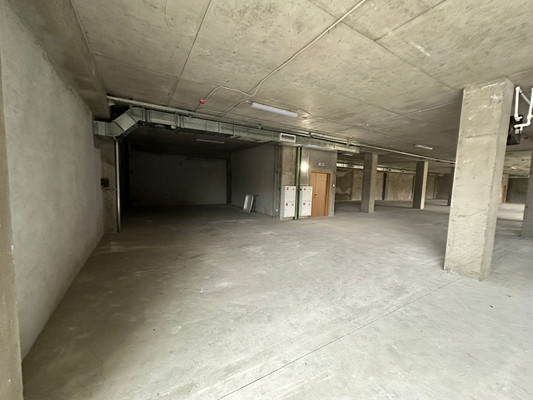 Сдам коммерческое помещение 500 м2, Комиссара Габишева ул, 14, Казань г