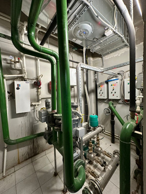 Сдам коммерческое помещение 500 м2, Комиссара Габишева ул, 14, Казань г