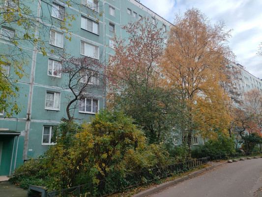 Продам двухкомнатную (2-комн.) квартиру, Загребский б-р, 23Ак2, Санкт-Петербург г
