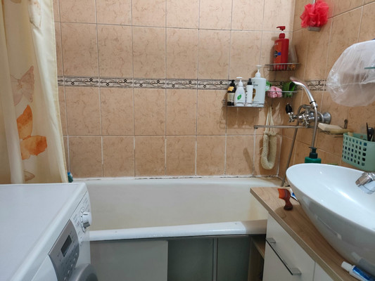 Продам двухкомнатную (2-комн.) квартиру, Загребский б-р, 23Ак2, Санкт-Петербург г