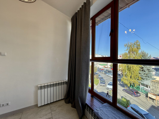 Продам многокомнатную квартиру, Петропавловская ул, 15, Симферополь г