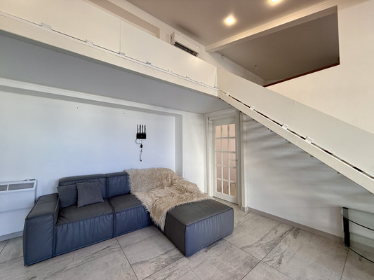 Продам многокомнатную квартиру, Петропавловская ул, 15, Симферополь г