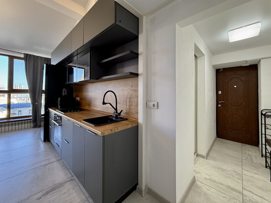 Продам многокомнатную квартиру, Петропавловская ул, 15, Симферополь г